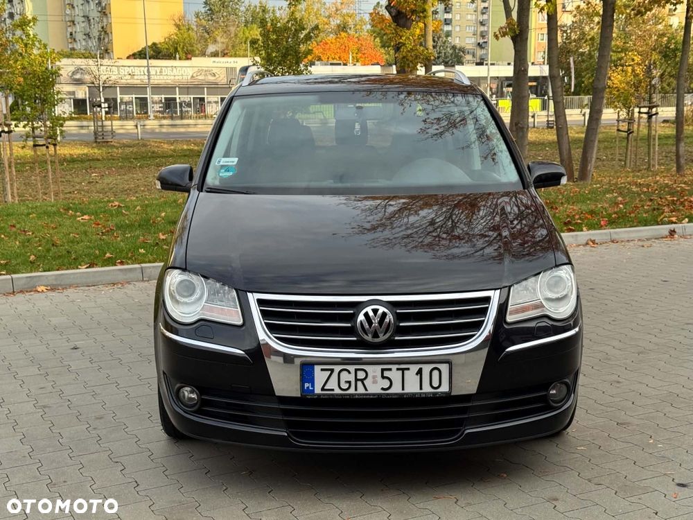 Volkswagen Touran - 2