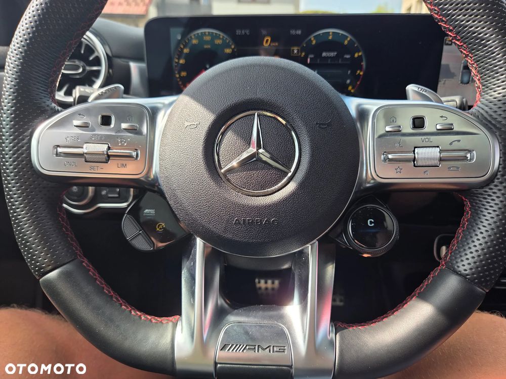 Mercedes-Benz Klasa A 35 AMG 4-Matic 7G-DCT - 25