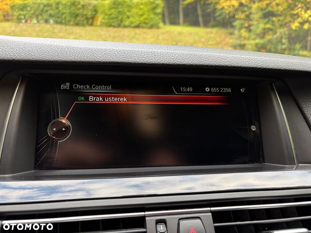 BMW Seria 5 525d xDrive Sport-Aut Luxury Line - 23