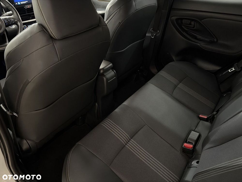 Toyota Yaris Cross Hybrid 1.5 Adventure - 12
