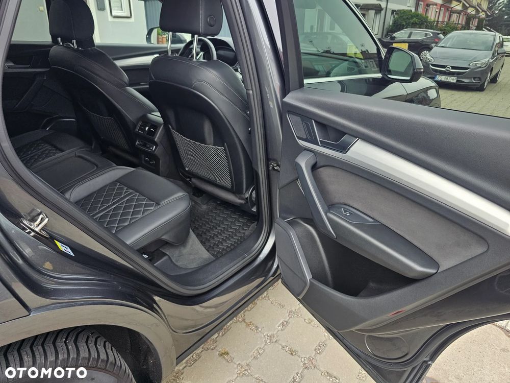 Audi Q5 55 TFSI e Quattro S Line S tronic - 14