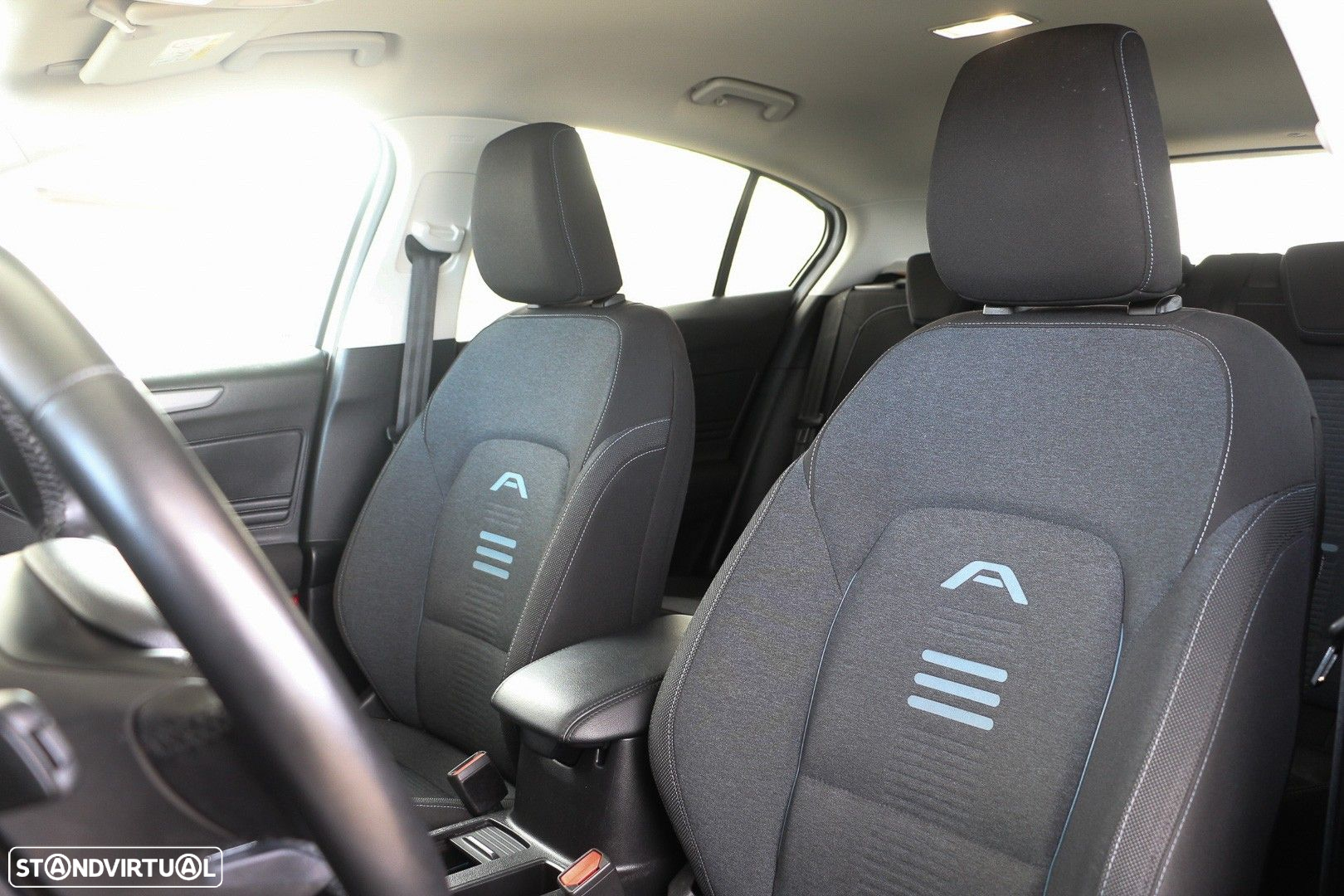 Ford Focus 1.0 EcoBoost MHEV Active - 45
