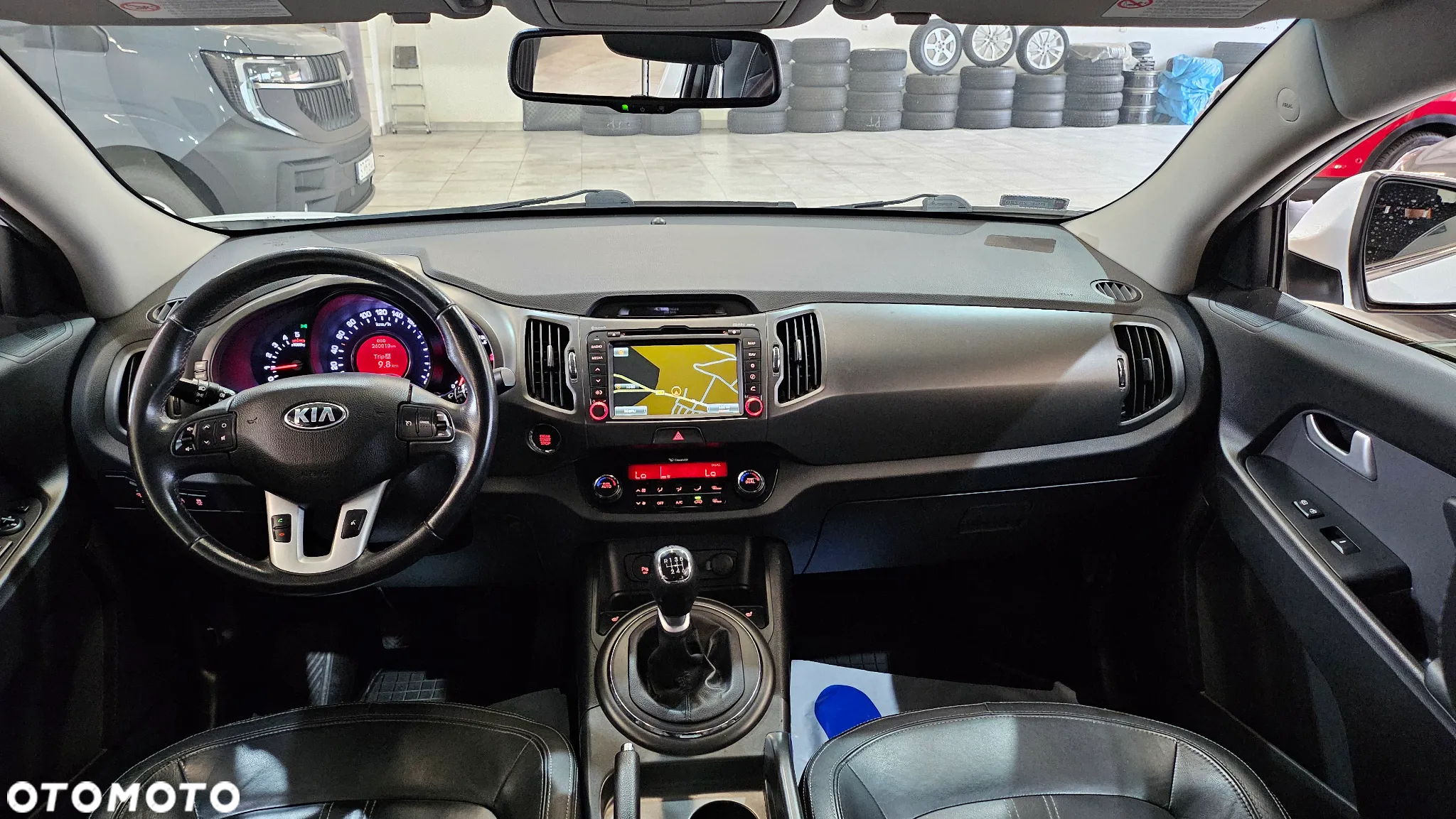 Kia Sportage 2,0 CRDI AWD Vision - 24