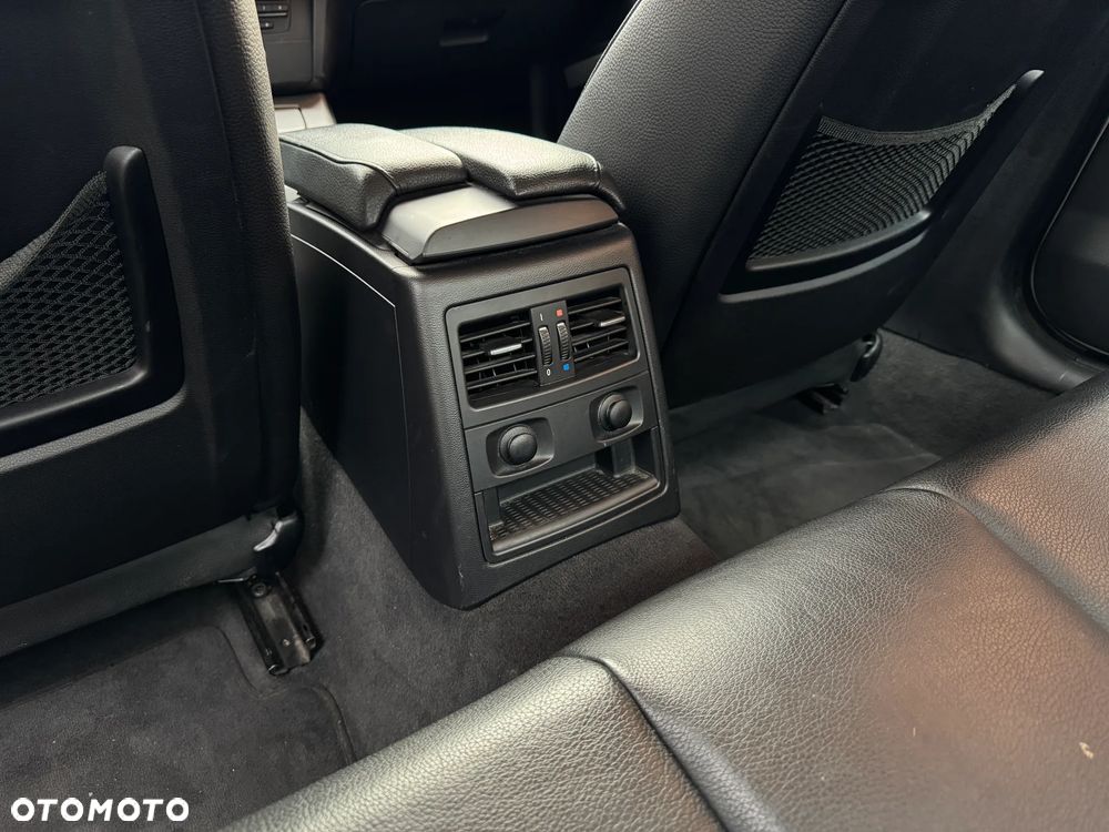 BMW Seria 3 320i Edition Exclusive - 20