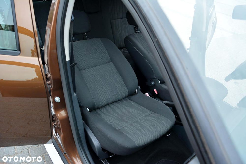 Dacia Duster 1.6 16V 105 4x2 Prestige - 24