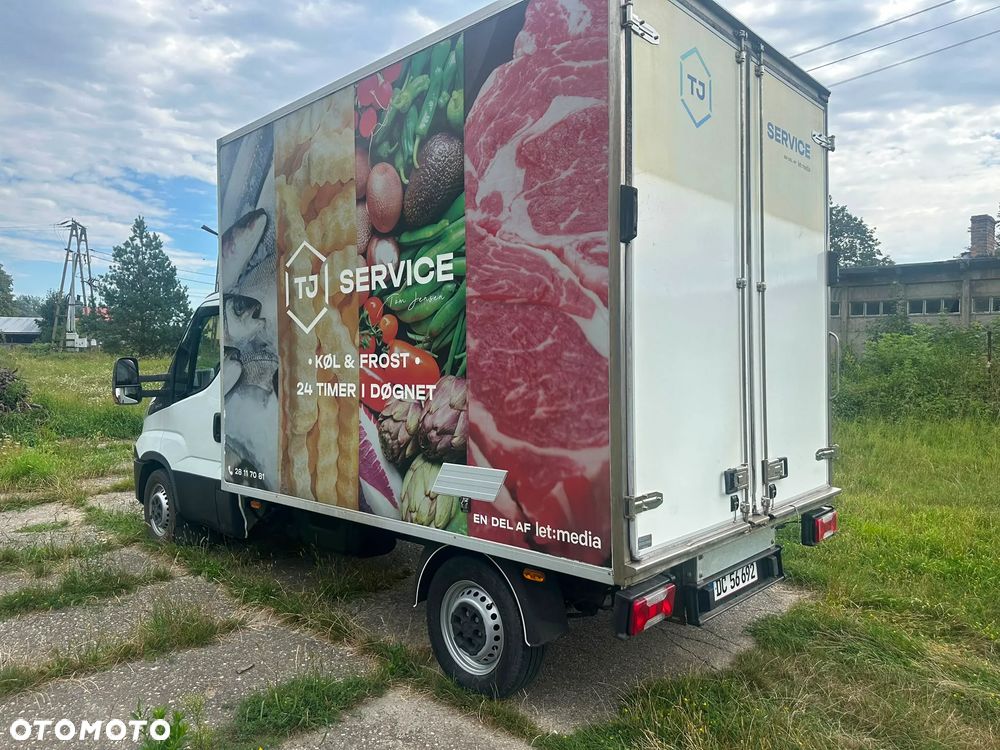 Iveco Daily 35S17 3.0 diesel KONTENER-CHŁODNIA THERMO KING, 170kM, 2016 rok, WEBASTO, KLIMA, ORGINALNY PRZEBIEG! - 11