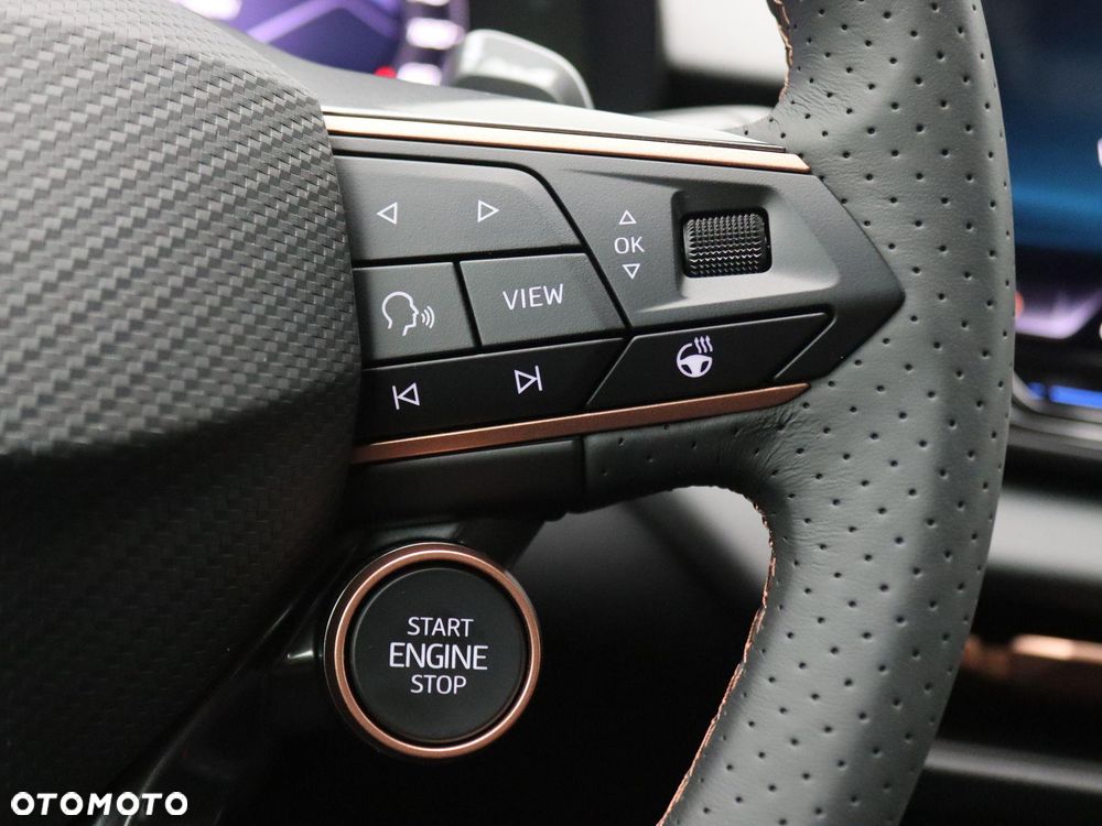 Cupra Terramar 1.5 e-Hybrid DSG VZ - 17