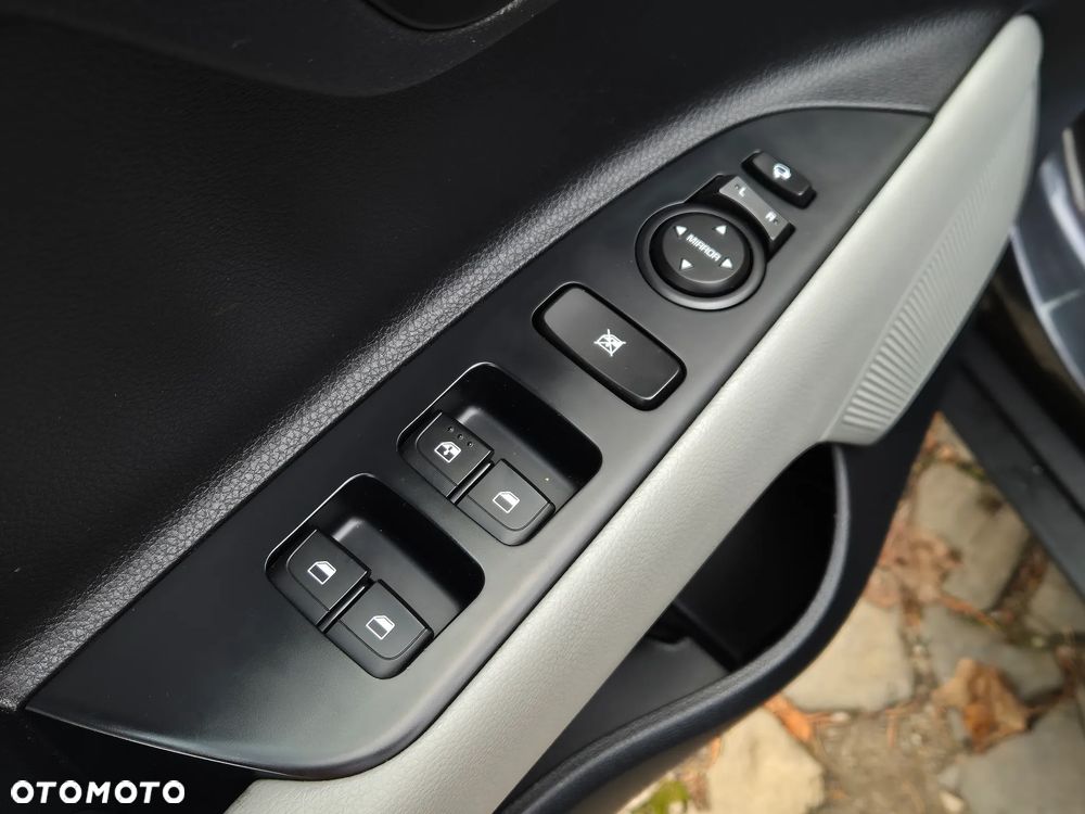 Kia Stonic 1.0 T-GDI OPF Vision - 28