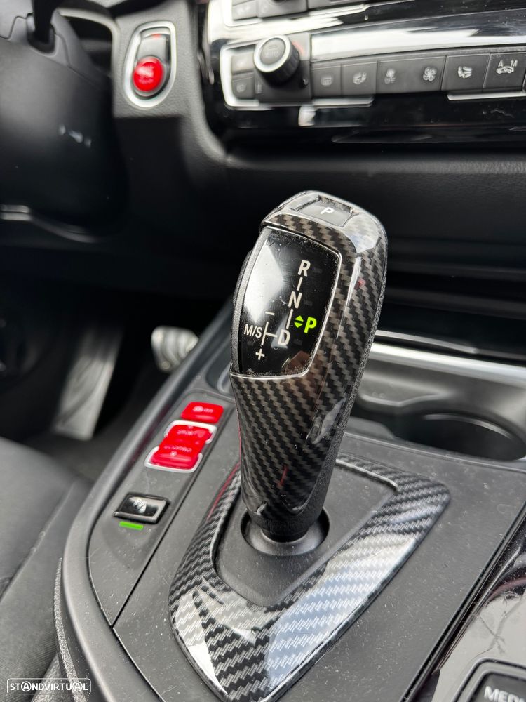 BMW 320 d Touring Aut. M Sport - 16