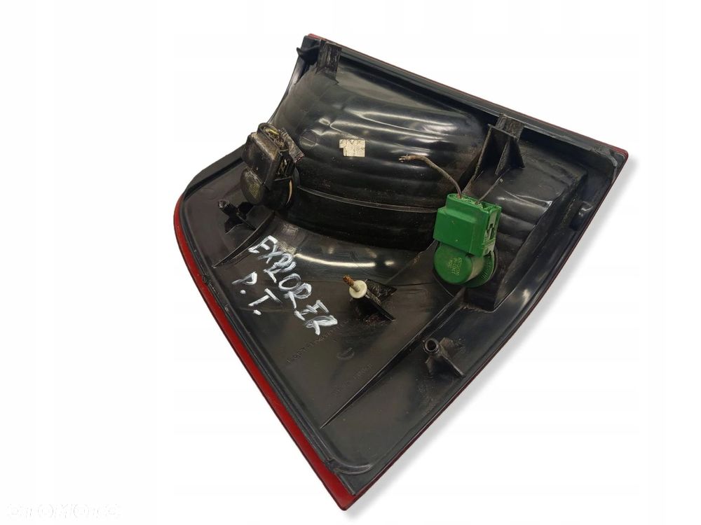 Lampa Tylna Prawy Tył Ford Explorer III 3 02-06 1L2X13B504B - 13