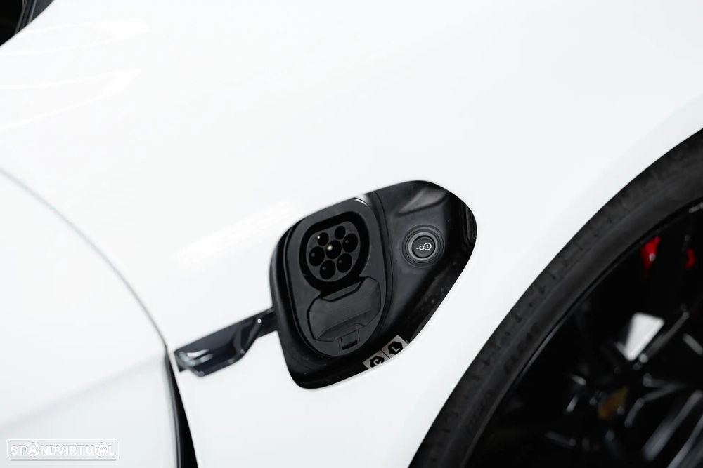Porsche Taycan Sport Turismo GTS - 14