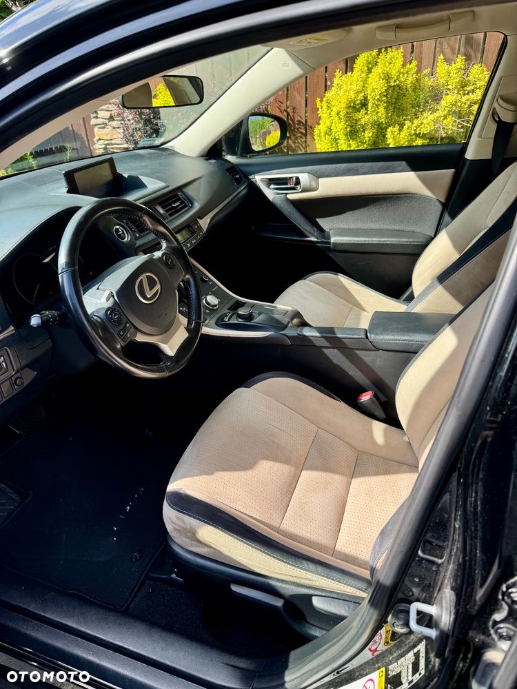 Lexus CT 200h Elegance - 4