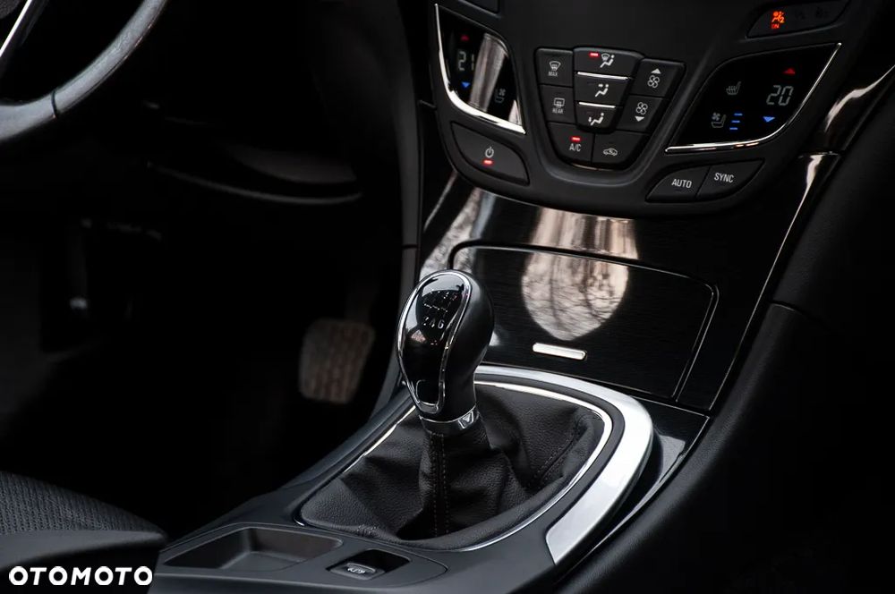 Opel Insignia 2.0 CDTI ecoFLEX Start/Stop Business Innovation - 19