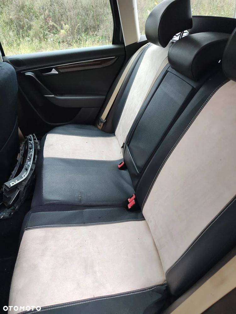 Volkswagen Passat - 18