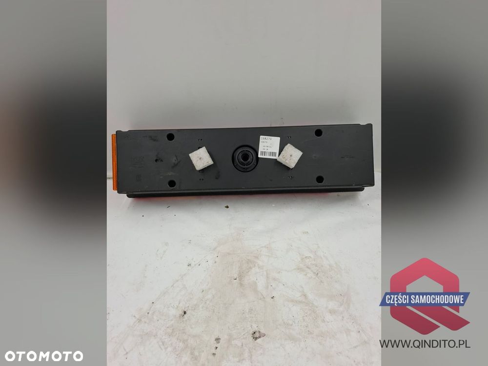 LAMPA TYLNA PRAWA MAN DAF IVECO - 3