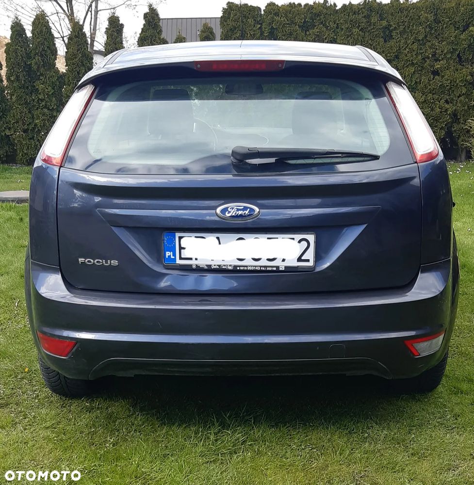 Ford Focus 1.6 Ambiente EU5 - 2
