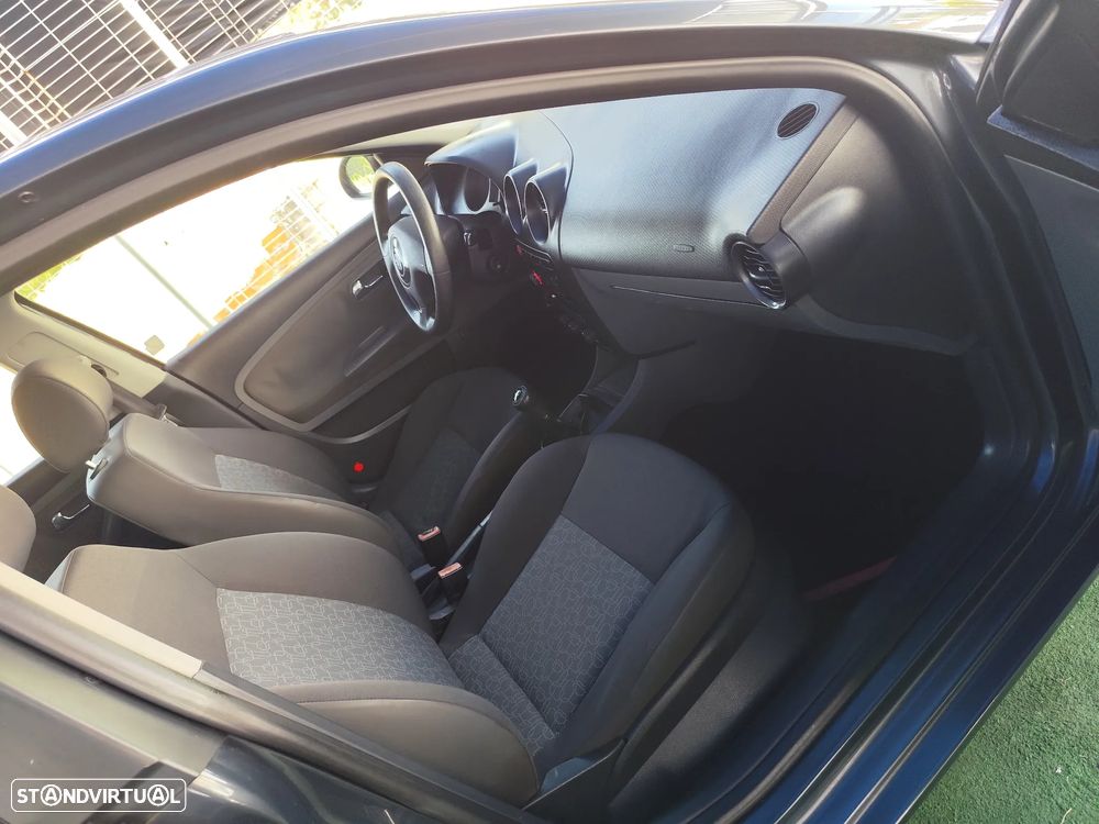 SEAT Ibiza 1.2 12V Reference - 33