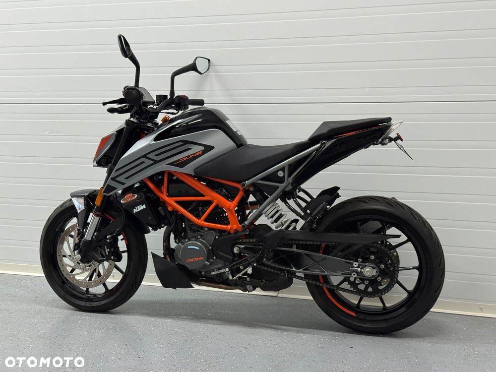 KTM Duke 125 - 13