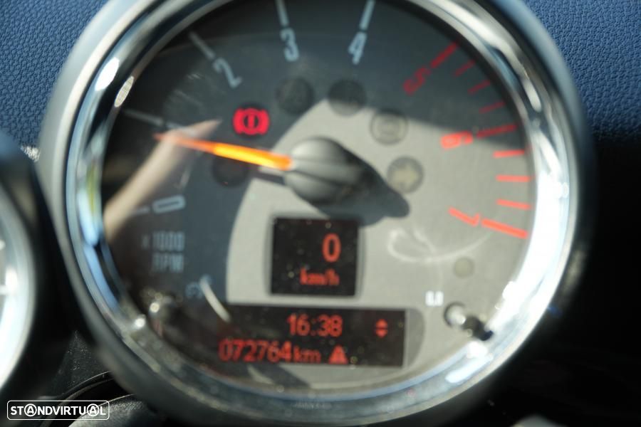 MINI Cabrio Cooper D - 11