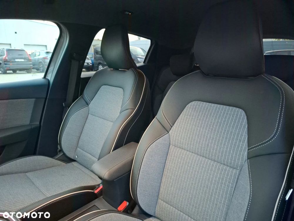 Renault Clio 1.6 E-TECH Intens - 11