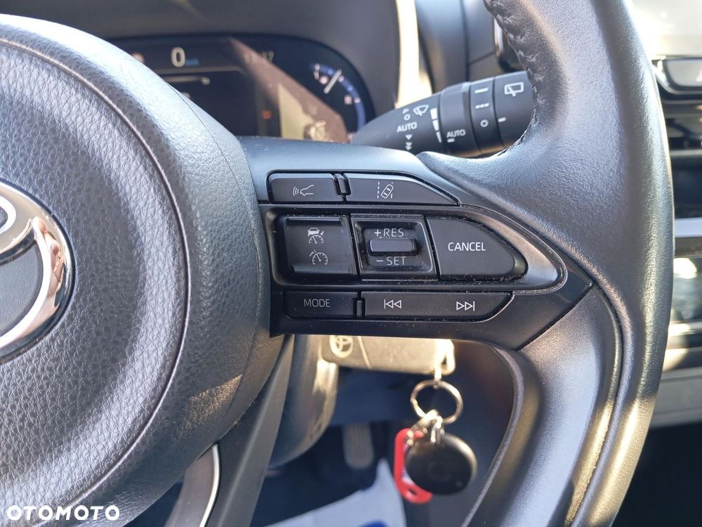Toyota Yaris Cross Hybrid 1.5 Comfort - 15