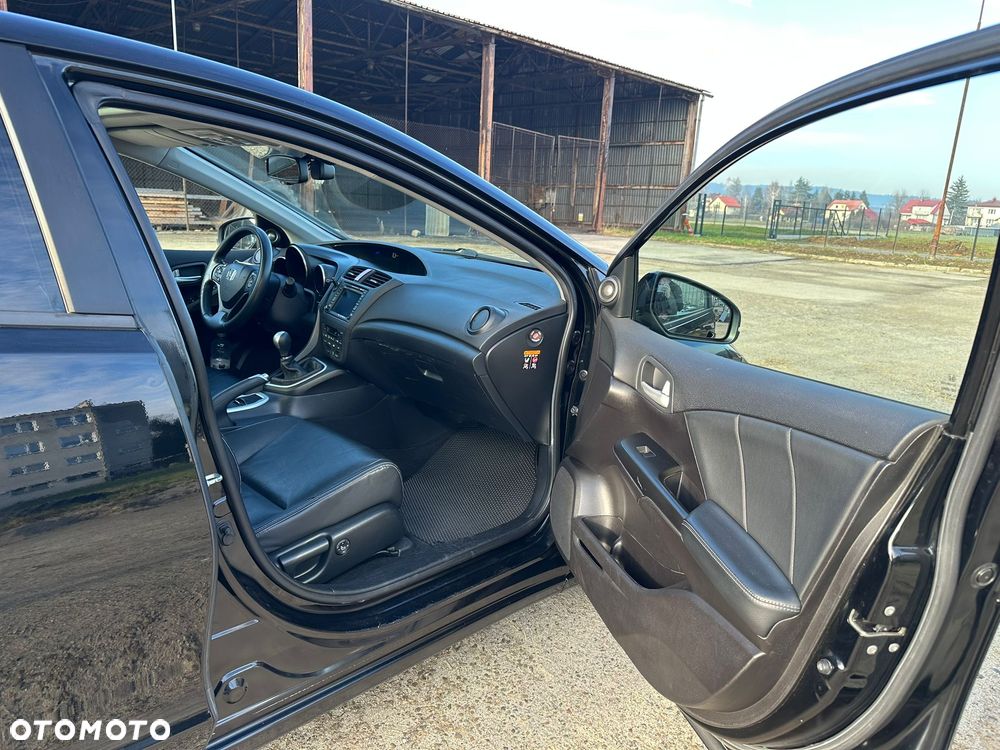 Honda Civic 1.8 Executive NAVI - 16