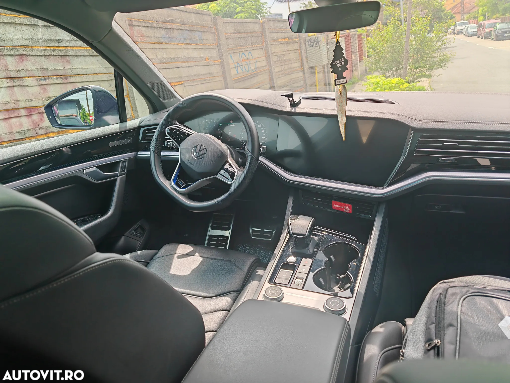 Volkswagen Touareg V6 TSI R-Style - 13