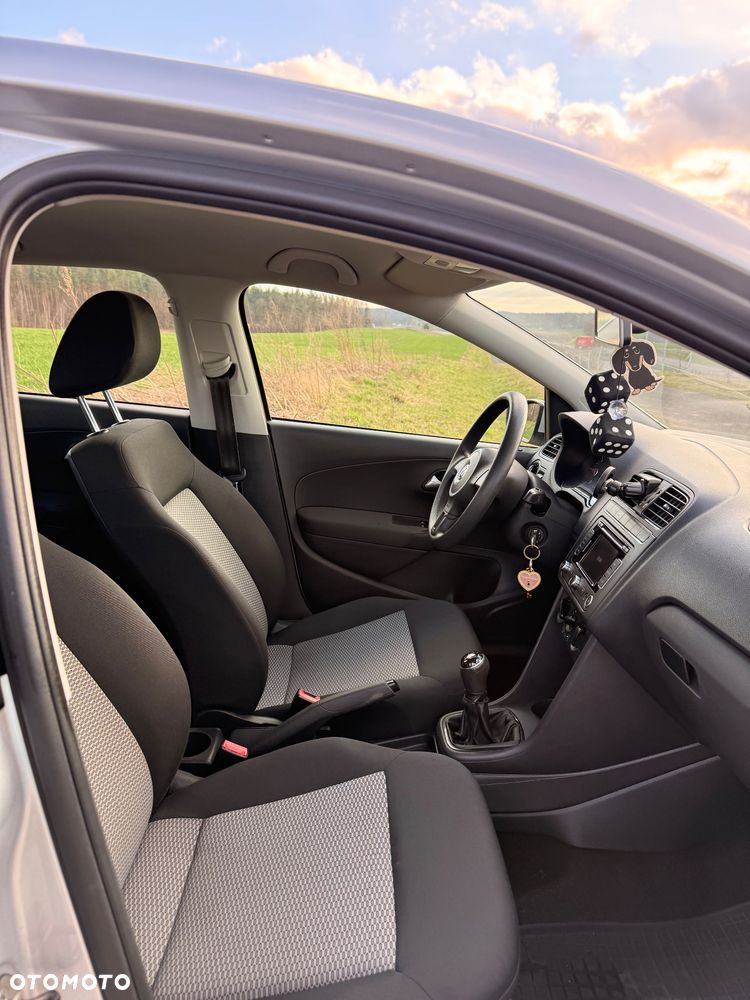 Volkswagen Polo 1.6 TDI Comfortline - 8
