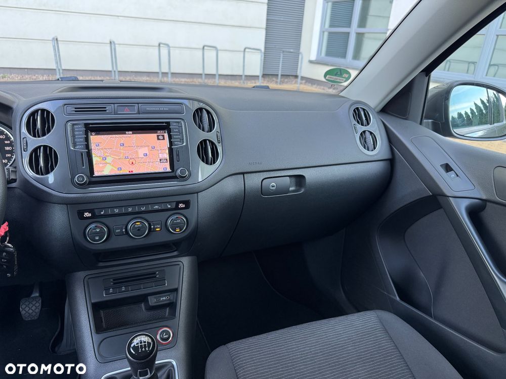 Volkswagen Tiguan - 36