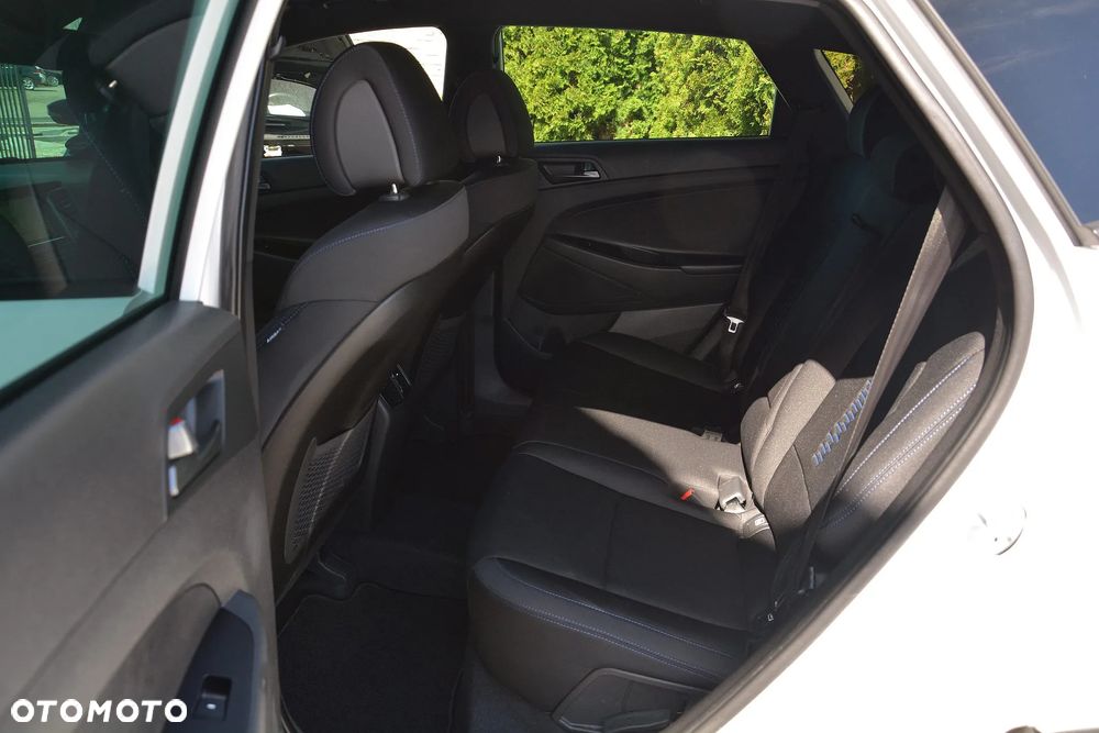 Hyundai Tucson - 12