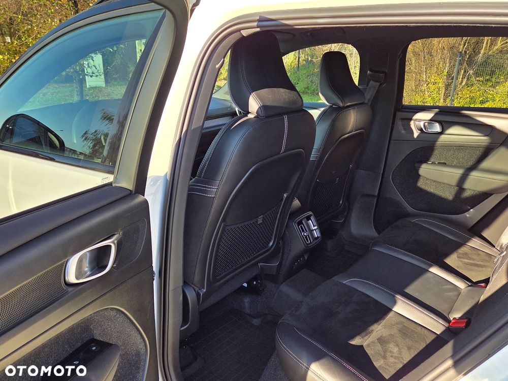 Volvo XC 40 T5 AWD R-Design - 12