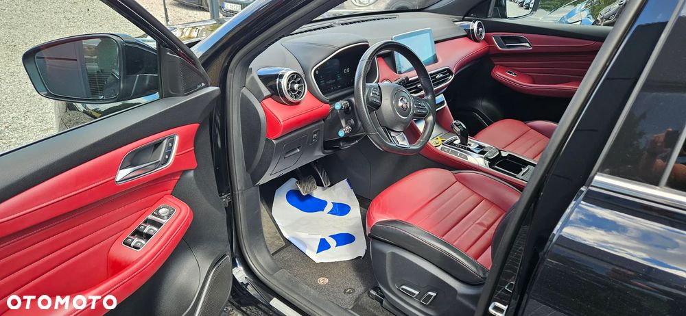 MG HS 1.5T-GDI Luxury - 28