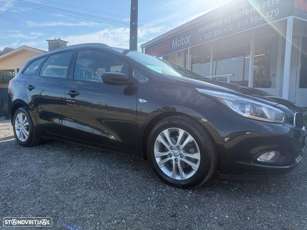 Kia Ceed SW 1.4 CRDi LX - 27