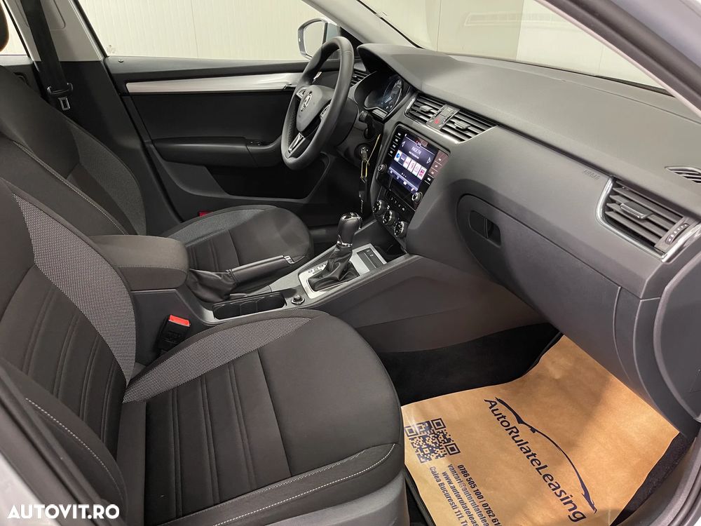 Skoda Octavia 2.0 TDI (Green tec) DSG Style - 10