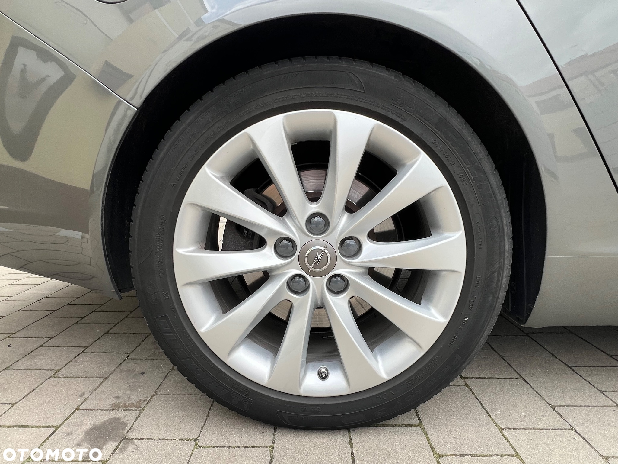 Opel Insignia - 28
