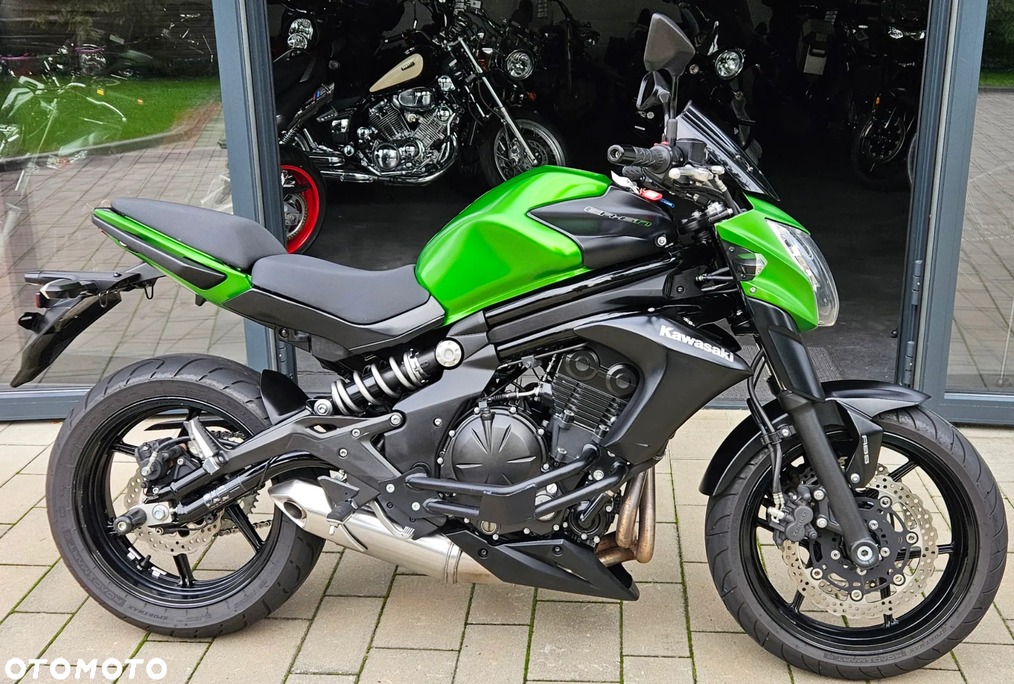 Kawasaki ER - 10