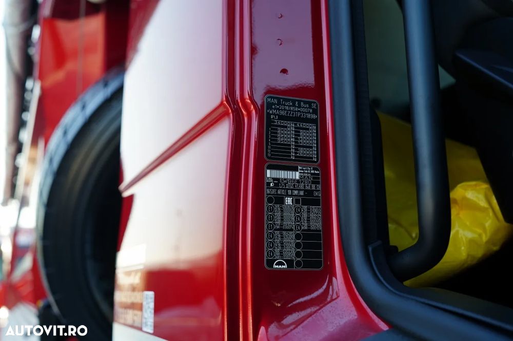 MAN TGS 41.480 / 8X8 / ​​BASCULATOR / AUTOMAT / NOU-NOUȚ / ECHIPAMENTE BOGATE / DISPONIBIL IMEDIAT / AUR METALIC / - 35