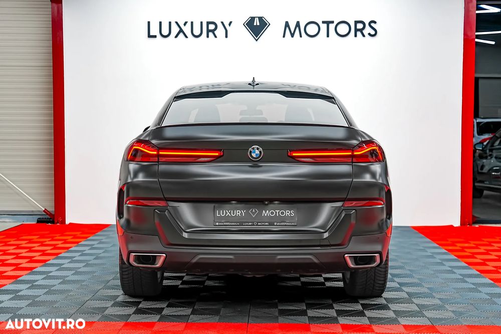 BMW X6 xDrive40i - 14