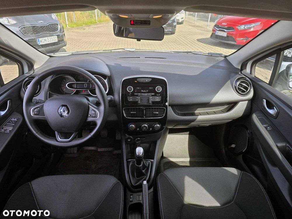 Renault Clio - 20