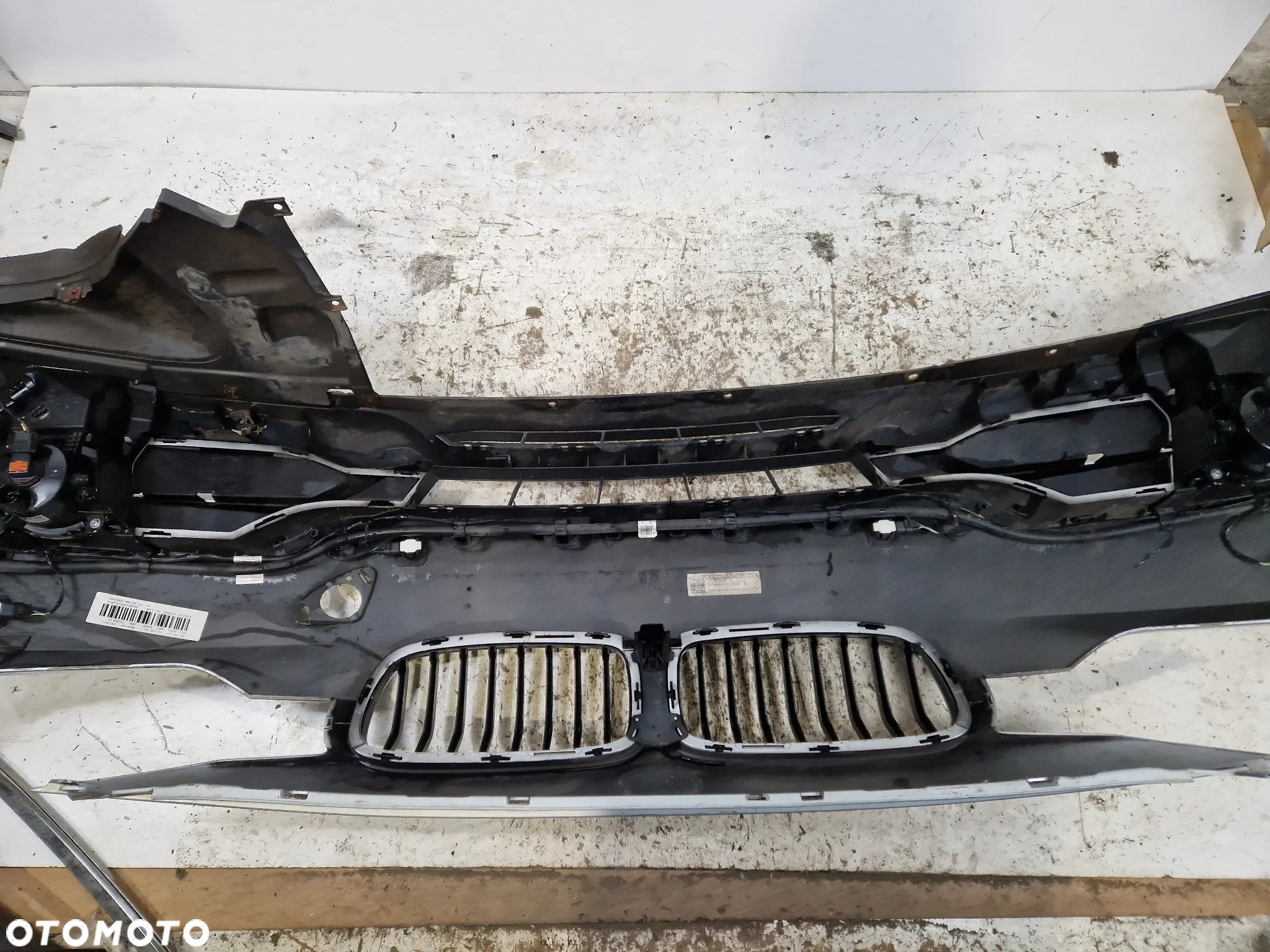 BMW3 F30 sport zderzak przedni PDC spryskiwacze. - 8