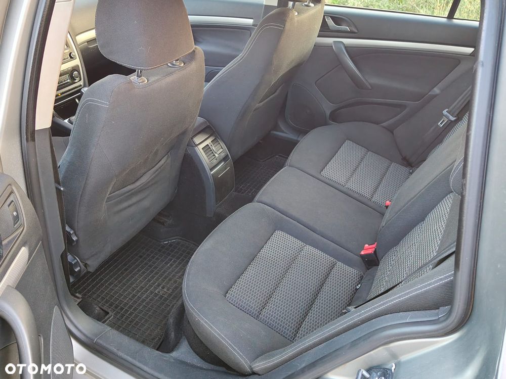Skoda Octavia 1.8 TSI Ambiente - 5