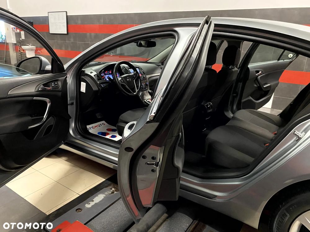 Opel Insignia 1.6 T Cosmo - 15