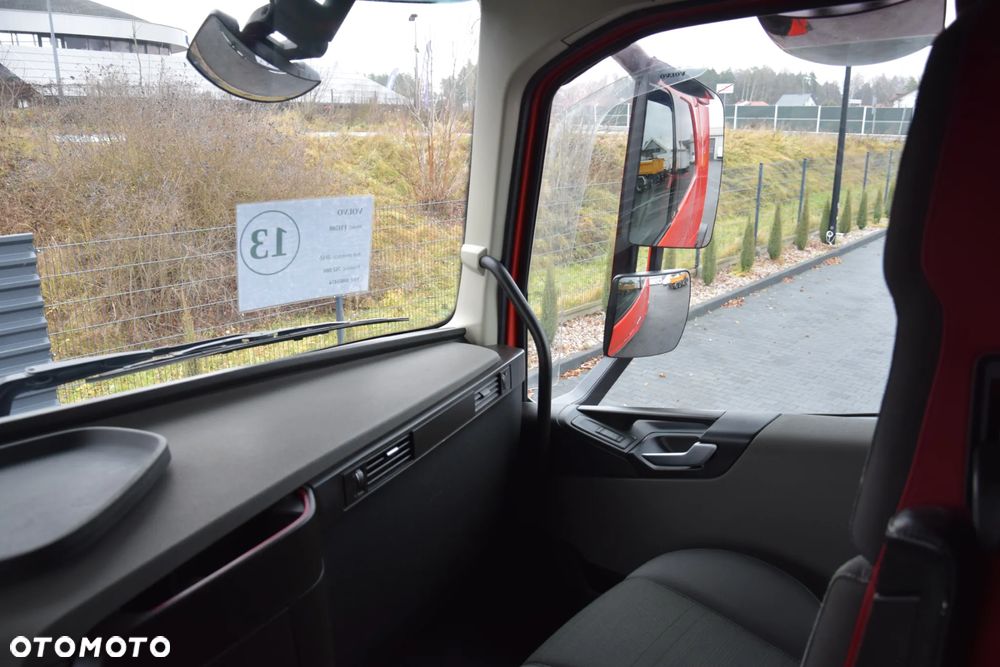 Volvo FH500 / FULL ADR / HYDRAULIKA / EURO 6 / ACC / LEDY / ALUFELGI / SERWISOWANY / SPROWADZONY - 29