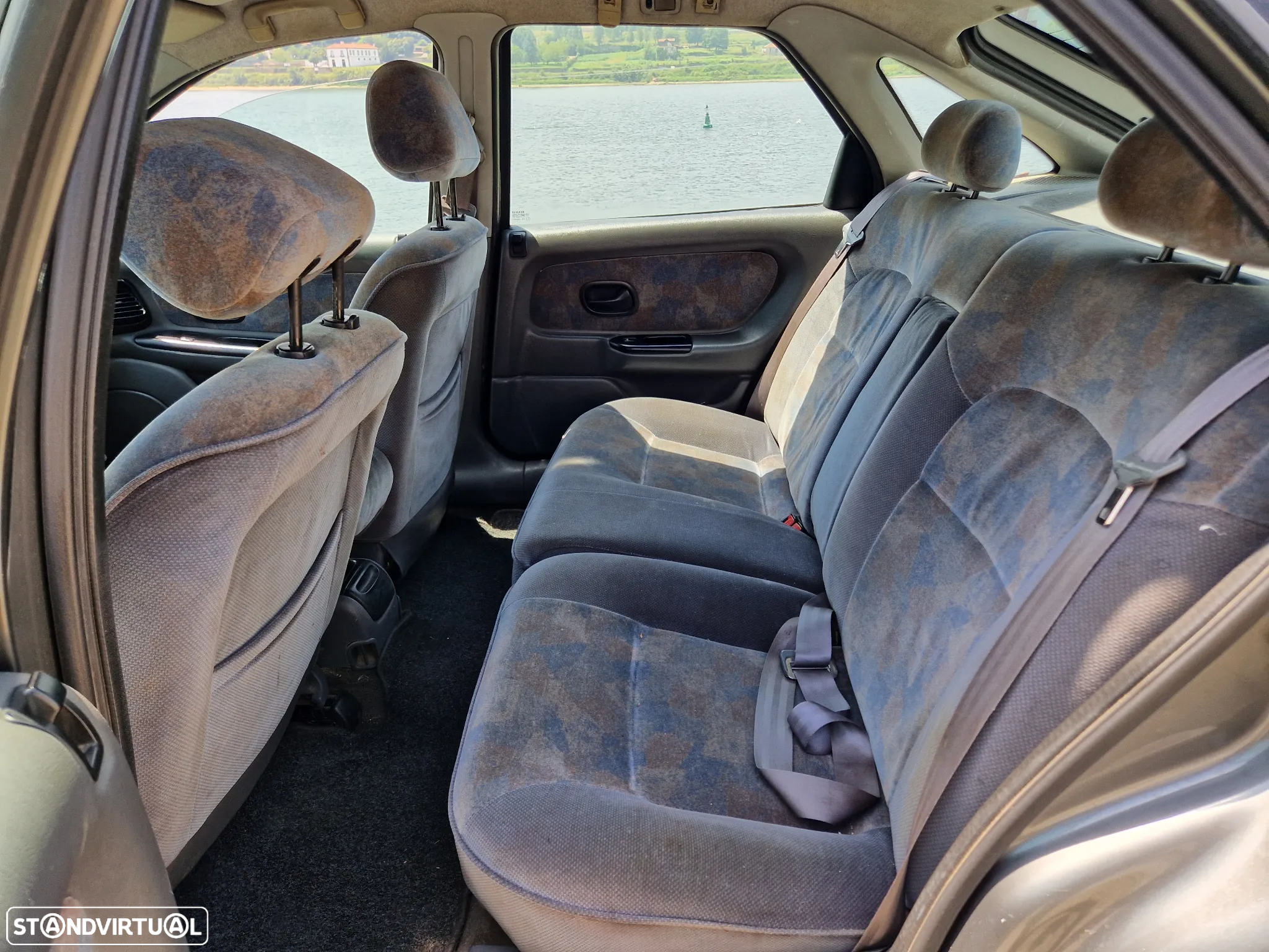 Renault Laguna 1.8 RXE - 13