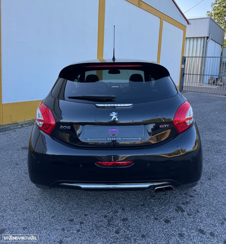 Peugeot 208 GTI 200 THP - 12