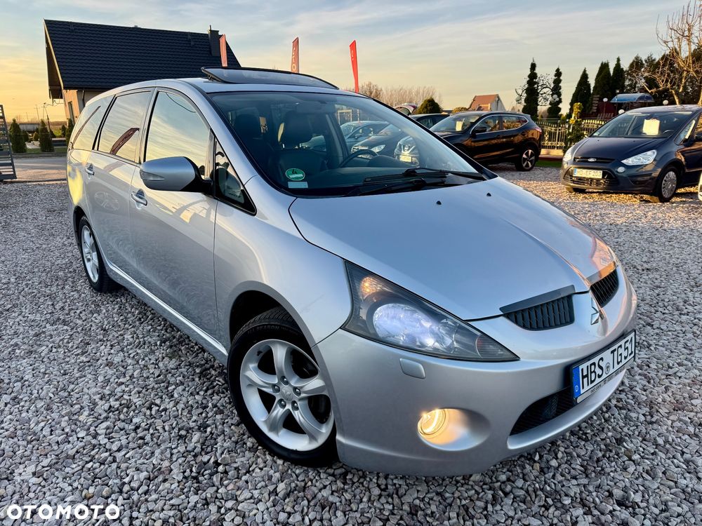 Mitsubishi Grandis 2.0 DI-D 6-Sitzer Intense - 26
