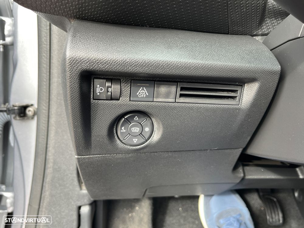 Citroën C4 PureTech 130 Stop&Start EAT8 FEEL PACK - 10