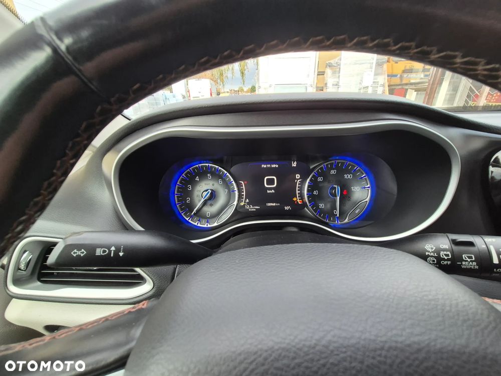 Chrysler Pacifica - 18