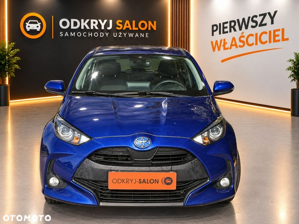 Toyota Yaris 2023 photo 2