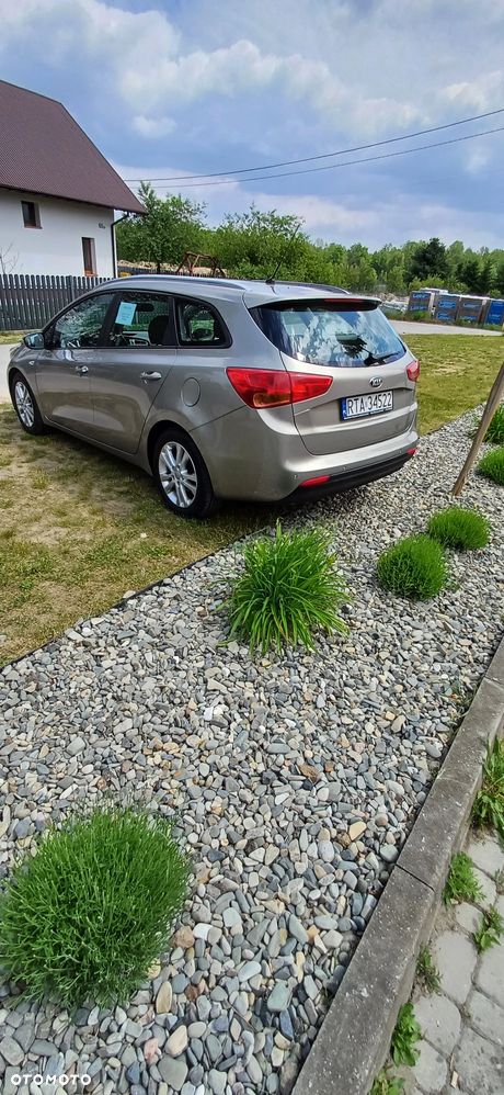 Kia Ceed - 5